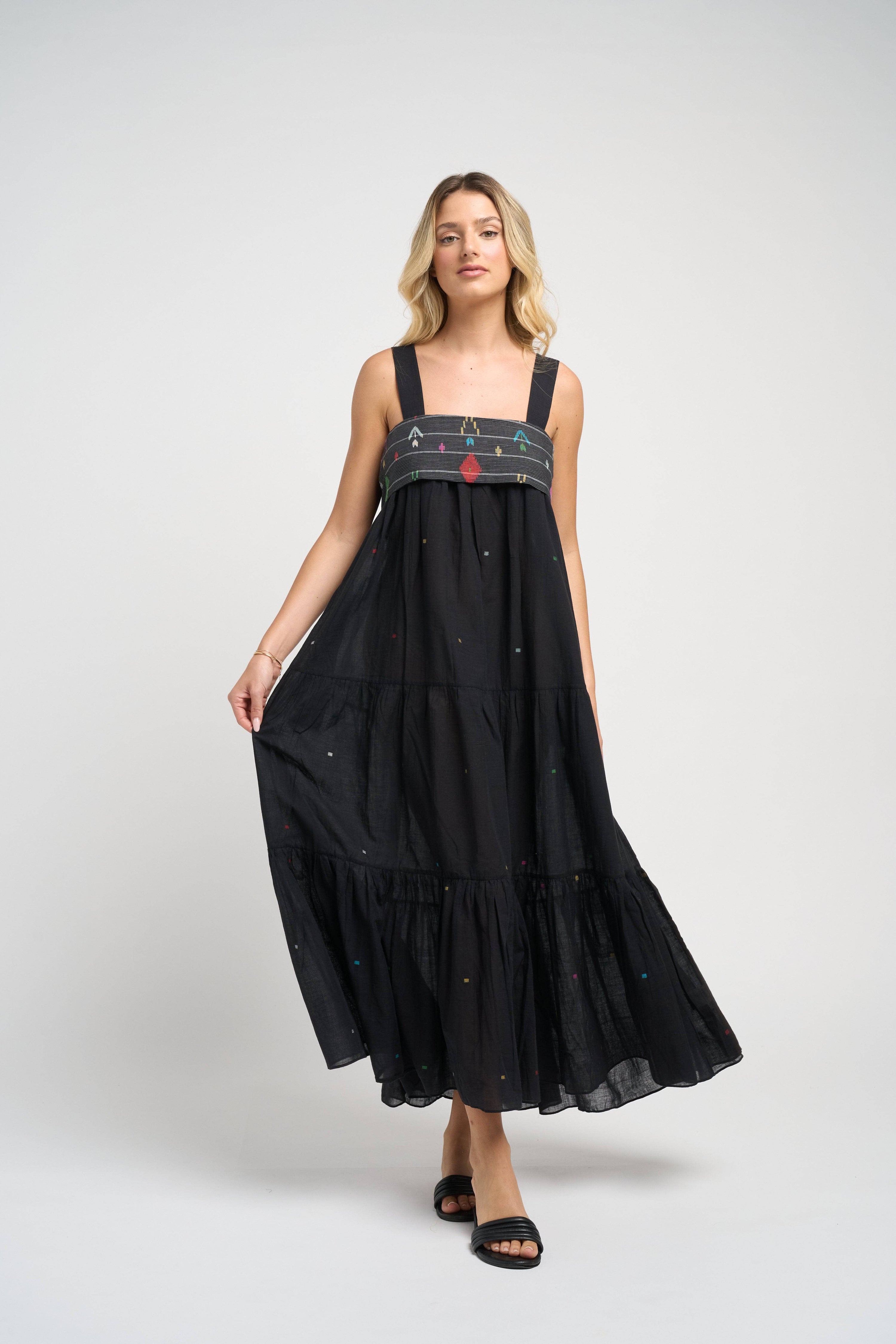 Isabella Jamdani Dress Black