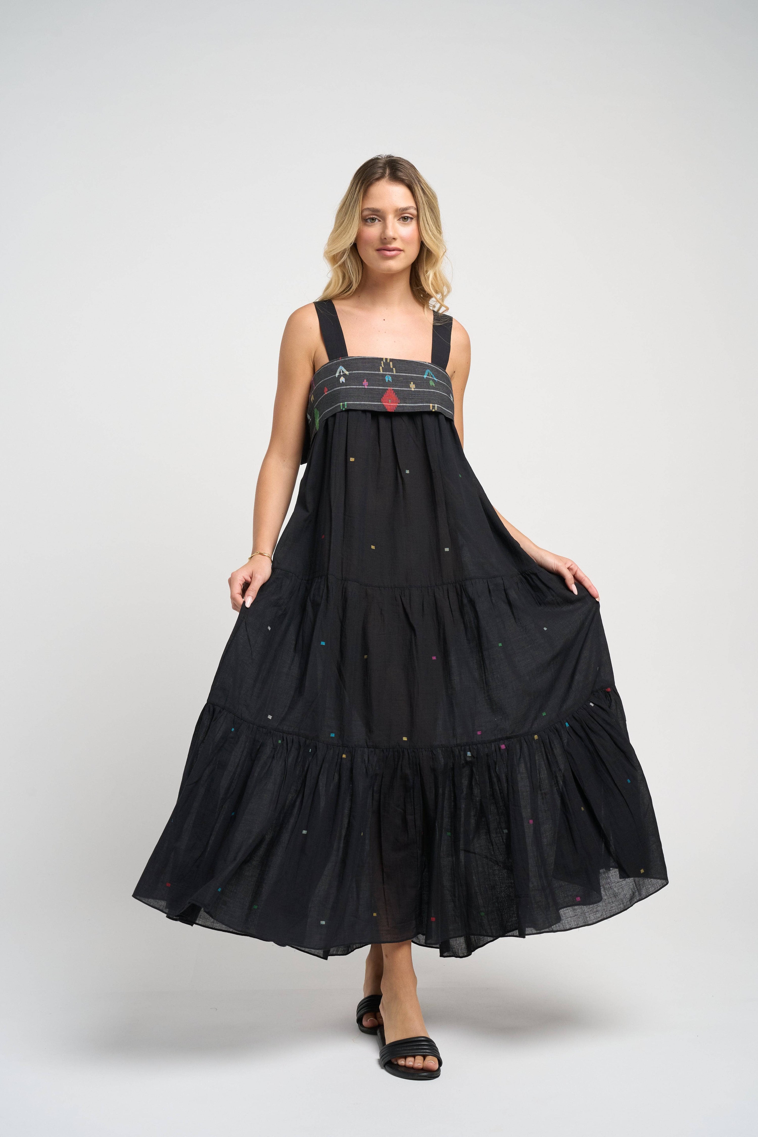 Isabella Jamdani Dress Black