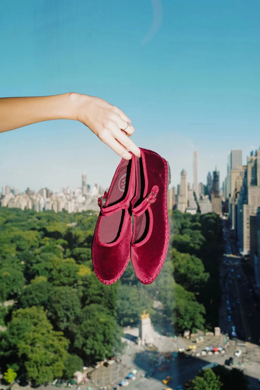 Flabelus Lucrecia Mary Jane Velvet Red